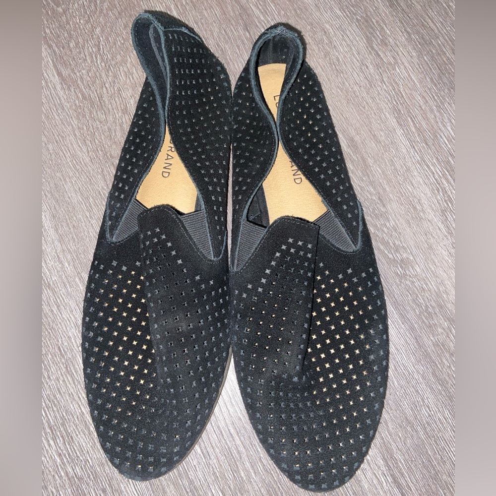 Lucky Brand Suede Loafer Flat Shoes Size 10.5 Black Perforated Classic Casual